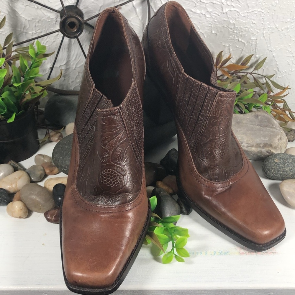 Antonio Mernio Ankle Heeled Bootie Embossed Tooled Leather Bendable Size 9 Boot - Picture 5 of 16